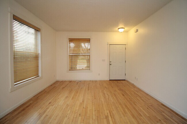 Foto del edificio - 4 Bed, 2.5 Bath Modern Construction House in South Tabor