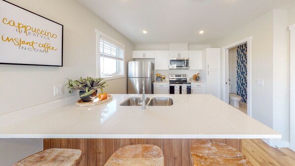 Photo du bâtiment - Bravo Townhomes