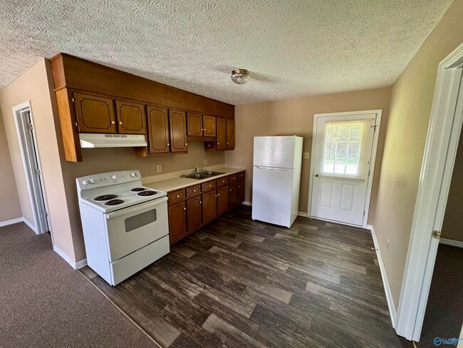 Foto del edificio - 16467 Hampton Ln