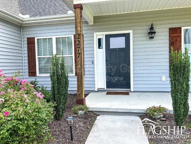 Foto del edificio - 2277 Kinsaul-Willoughby Rd