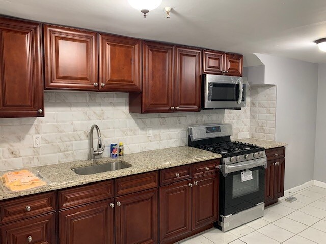 Foto principal - 321 64th St