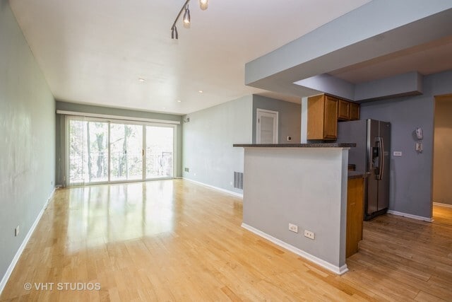 Building Photo - 5300 Carriageway Dr