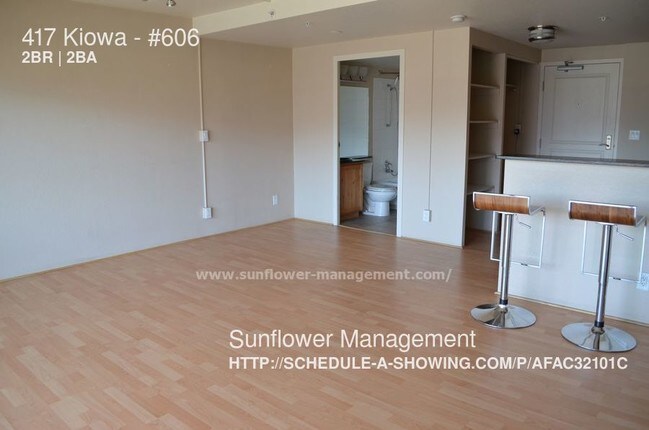 Foto del edificio - 417 E Kiowa