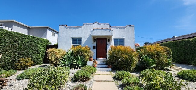 Building Photo - 7008 Madden Ave