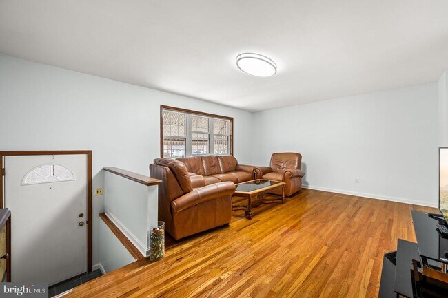 Foto del edificio - 3595 Oakhill Rd