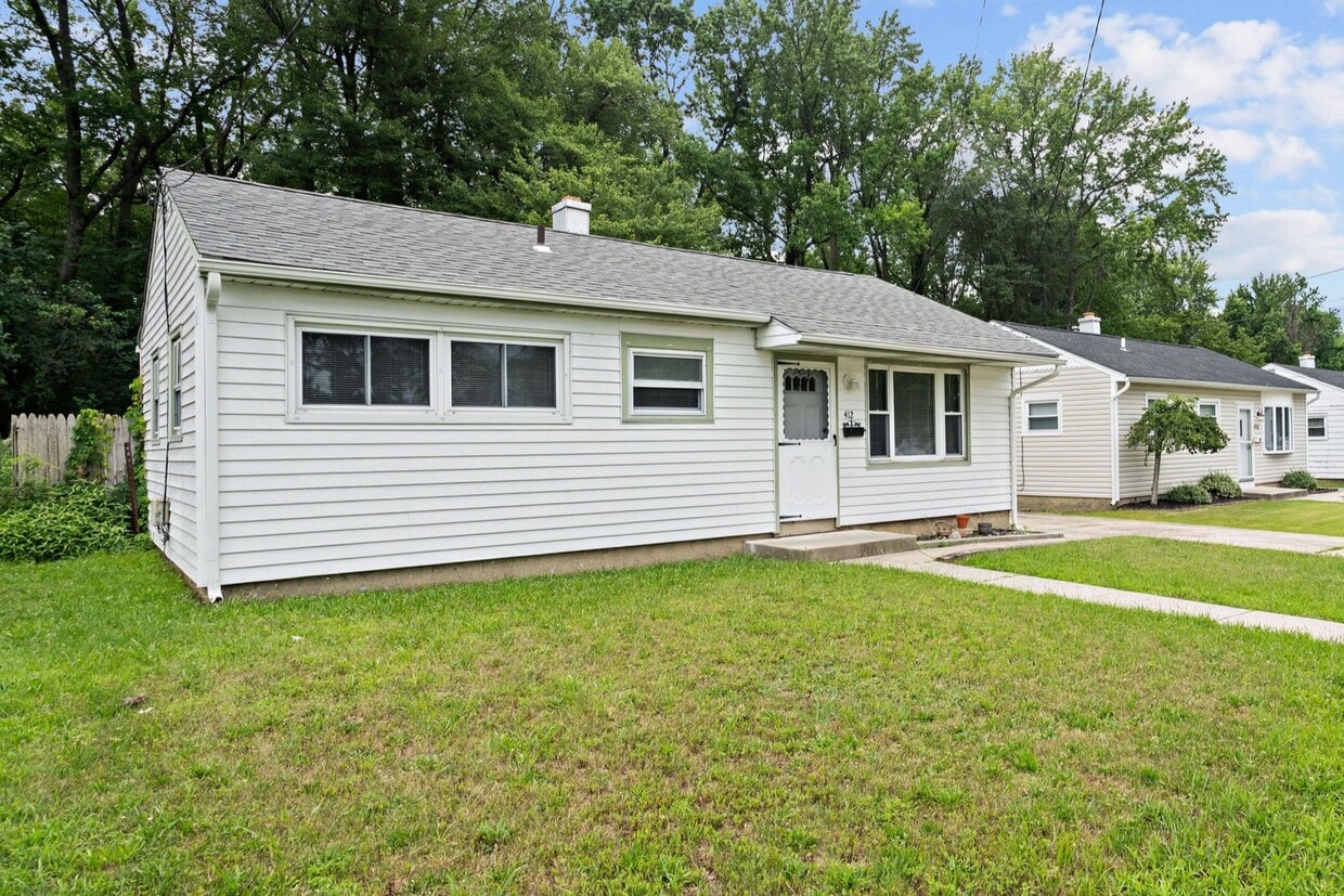 Foto principal - 412 Woodbury Lake Rd