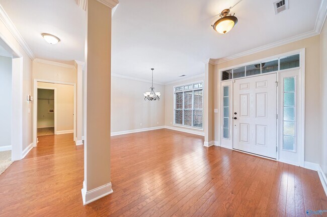 Building Photo - 227 Wainscott Dr