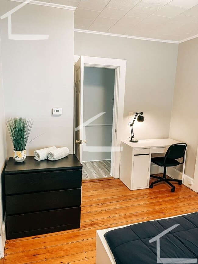 Foto del edificio - HOT CAMBRIDGE LISTING!!!!!