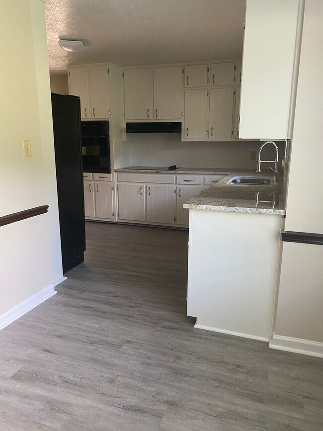 Foto del edificio - Cozy 3 Bed/2 Bath home in Decatur!!