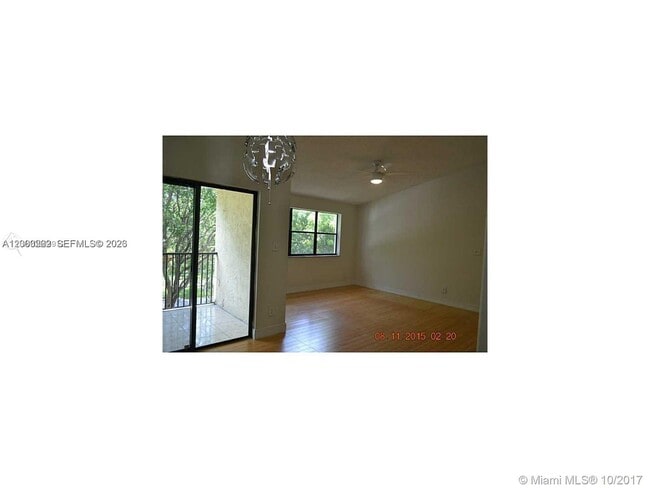 Foto del edificio - 620 S Park Rd