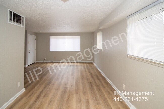 Building Photo - Discover Your New Home at Miles Landing!