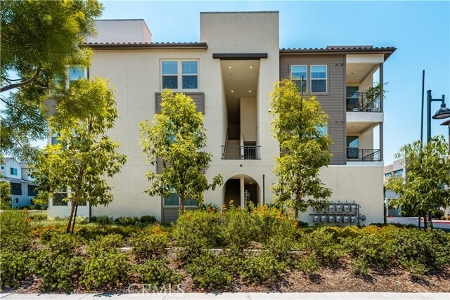 Building Photo - 1501 Lasso Wy