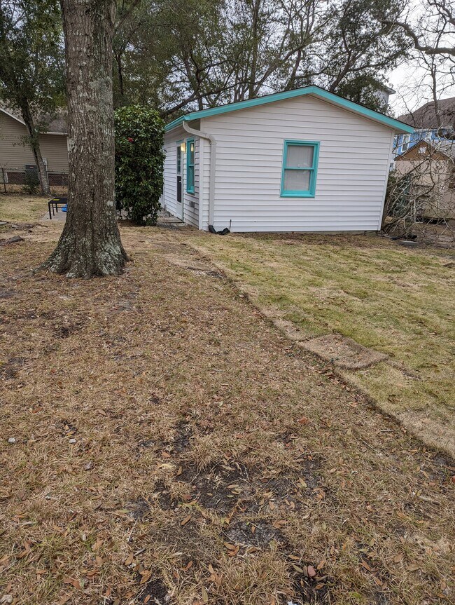 street view - 104 SE 16th St