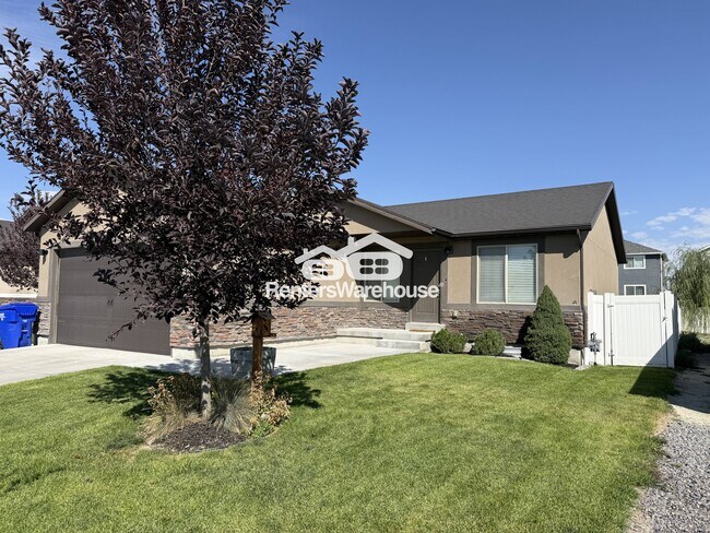 Foto del edificio - 1347 Skip St