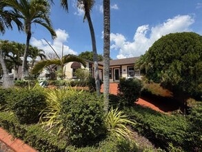 Building Photo - 11335 SW 152nd Terrace