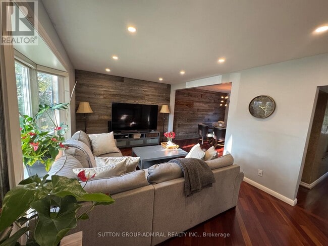 Building Photo - 37 Coppermill Dr