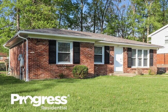 Building Photo - 819 Flicker Rd