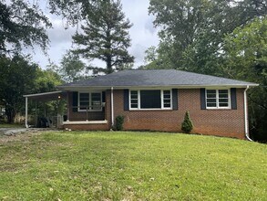 Building Photo - 2225 Old Spring Rd