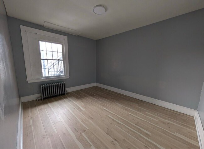 Foto del edificio - 1069 Capitol Ave