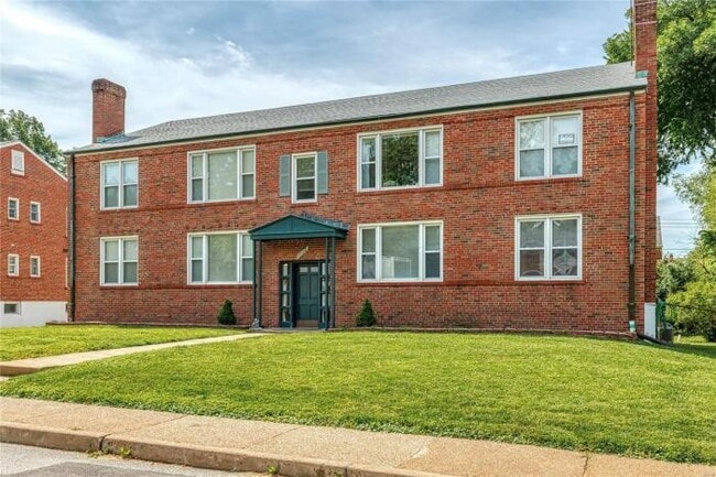 Building Photo - 2 bedroom in St Louis MO 63105