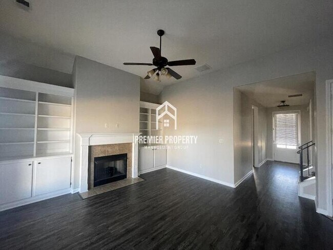 Building Photo - 2274 Southern Woods - Available Now!
