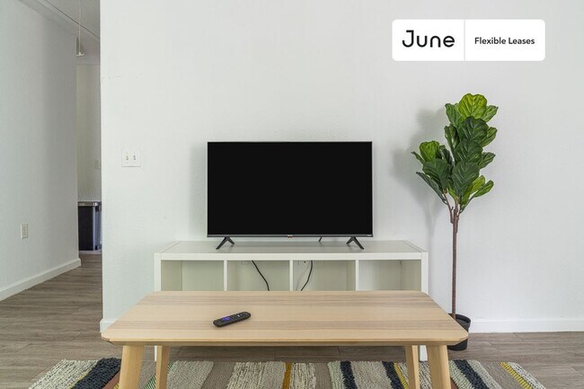Foto del edificio - 5105 Spruce Cove