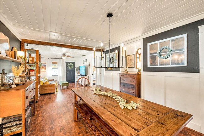 Foto del edificio - 16084 Stur St