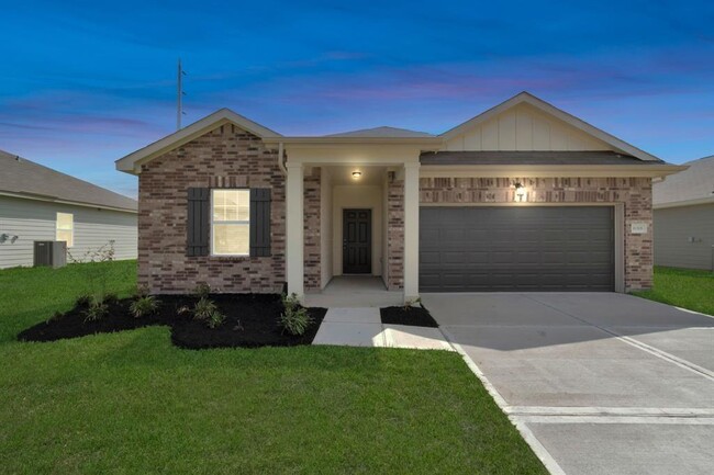 Building Photo - 6318 Highland Heights Dr