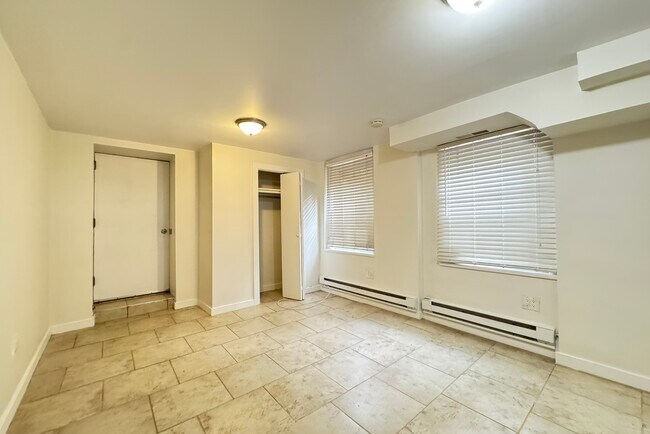 Foto del edificio - 860 W End Ave