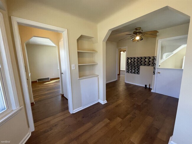 Foto del edificio - 3 br, 1 bath House - 14928 Veronica Ave