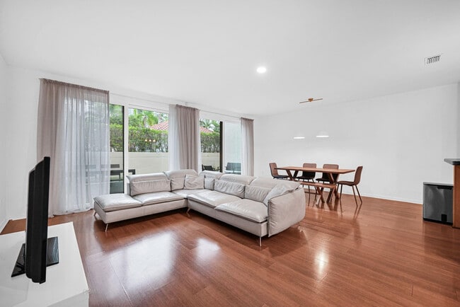 Foto del edificio - 21385 Marina Cove Cir