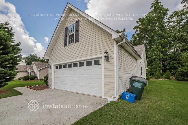 Building Photo - 1747 Fort River Way