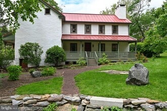 Building Photo - 1451 Old Ridge Rd
