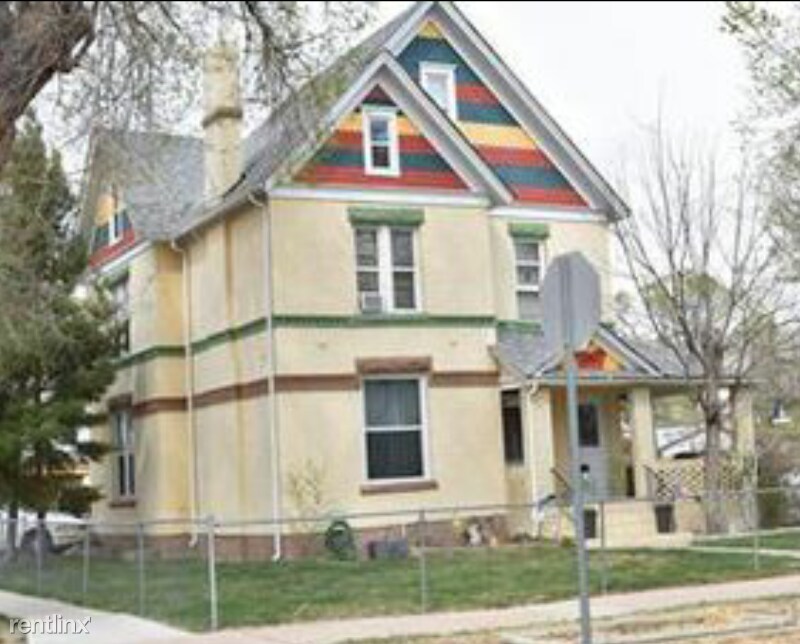 Primary Photo - 825 W 12th St
