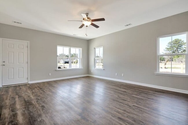 Building Photo - 102 Kennah Ct