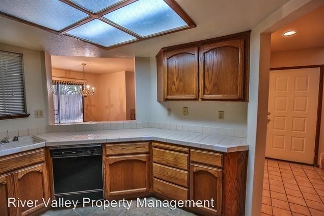 Building Photo - 3 br, 2.5 bath House - 7275 Rush River Drive