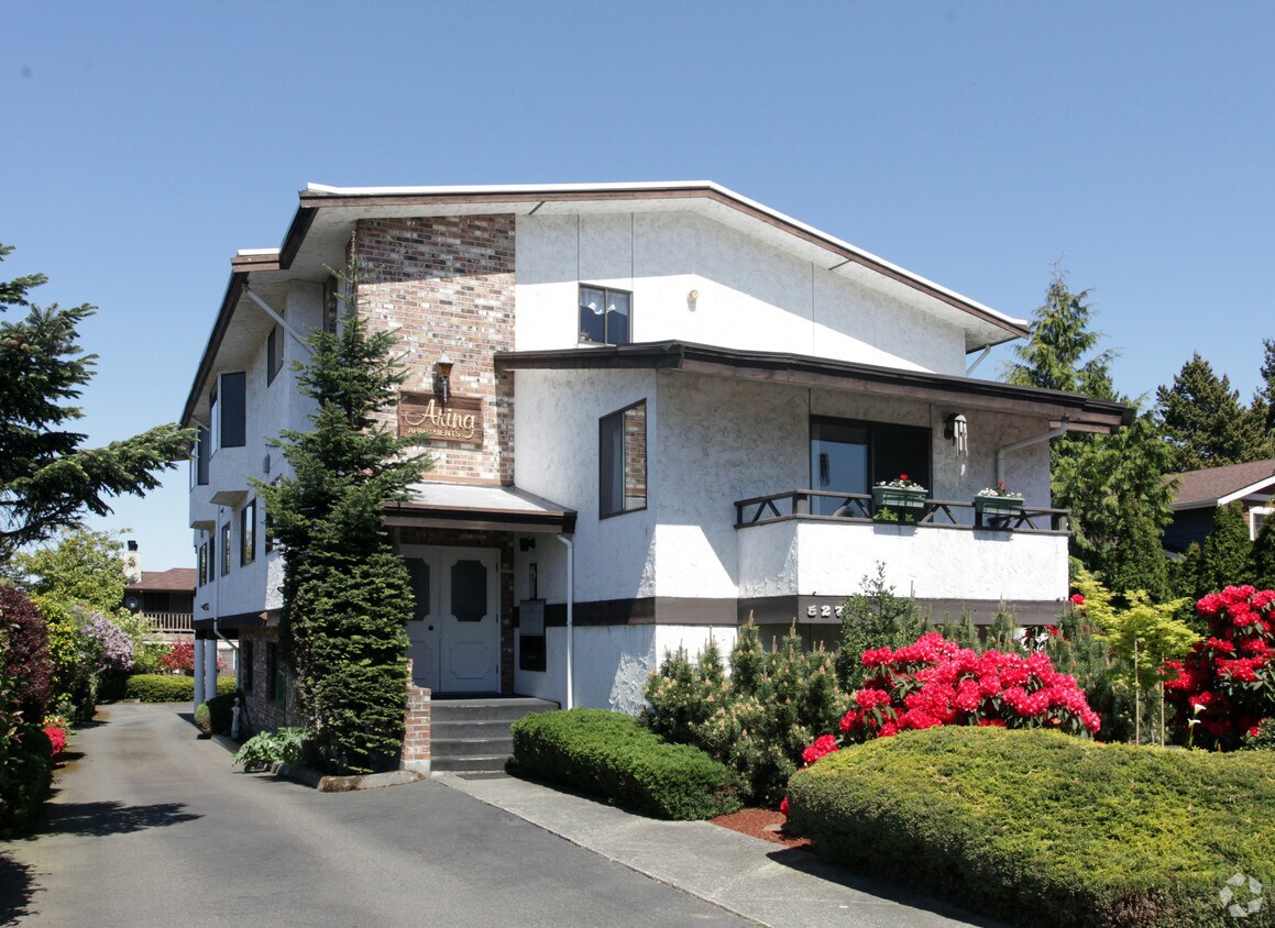 Primary Photo - Aring Apartments