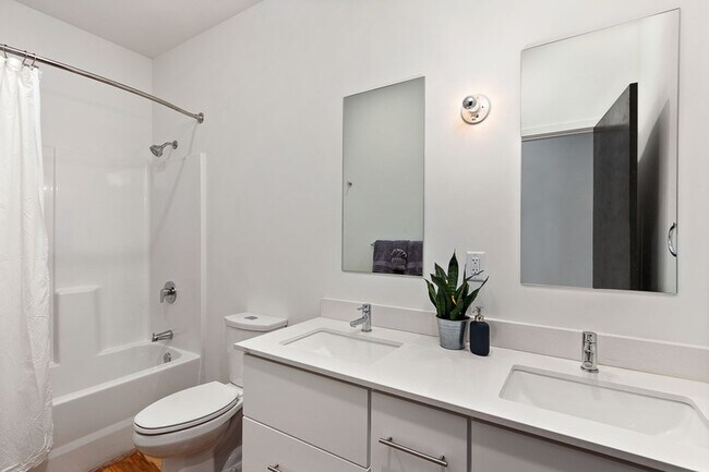 Foto del edificio - 1108 E 30th St