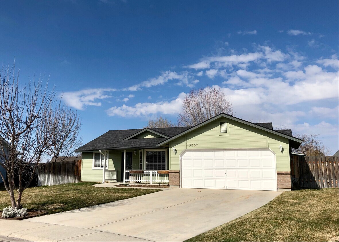 Foto principal - 5357 S Begonia Pl