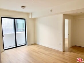Building Photo - 1822 Overland Ave