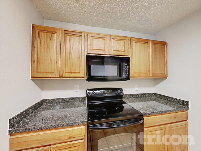 Foto del edificio - 5412 Boxelder Dr