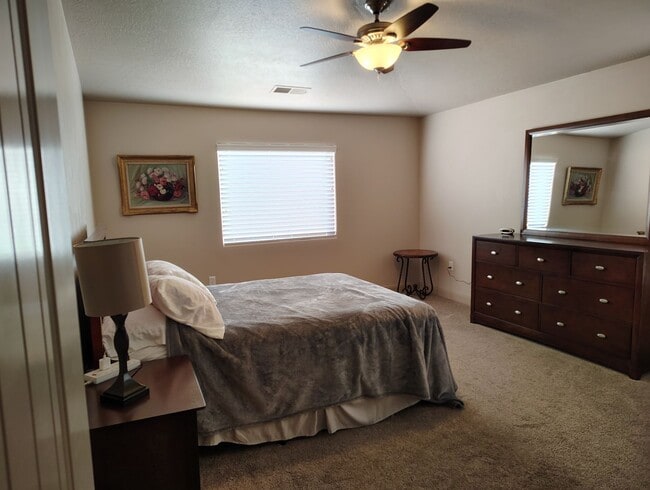 Foto del edificio - Cozy 3 Bedroom, 2 Bathroom Home in Washington!