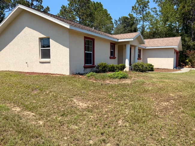 Building Photo - 7228 Everest Ave