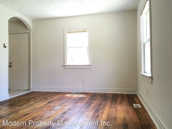 Building Photo - 2 br, 1 bath House - 425 Park View Ave.