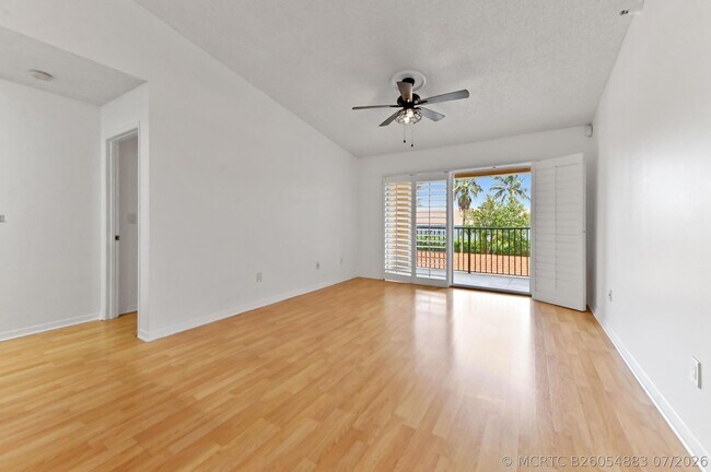 Foto del edificio - 140 Yacht Club Way