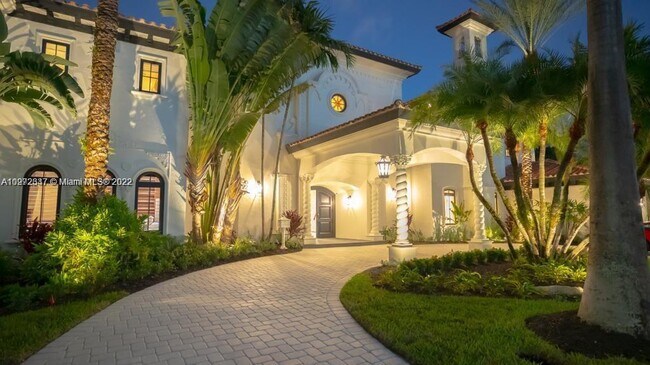628 Coral Way photo'