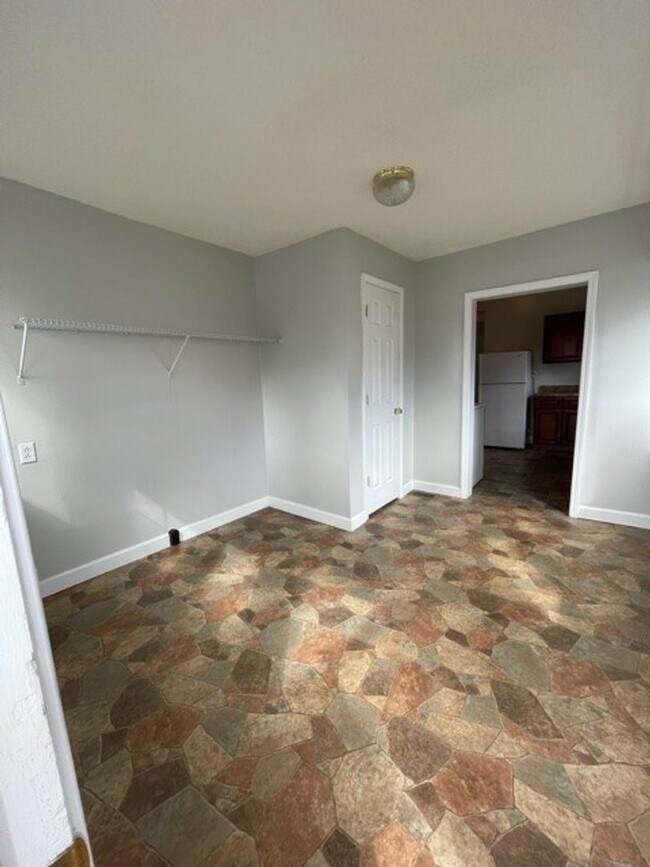 Building Photo - City of Alcoa- Alcoa Schools - 3 bedrooms,...