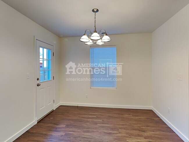Building Photo - 96 W White Sands Drive