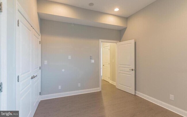 Foto del edificio - 1845 N 6th St