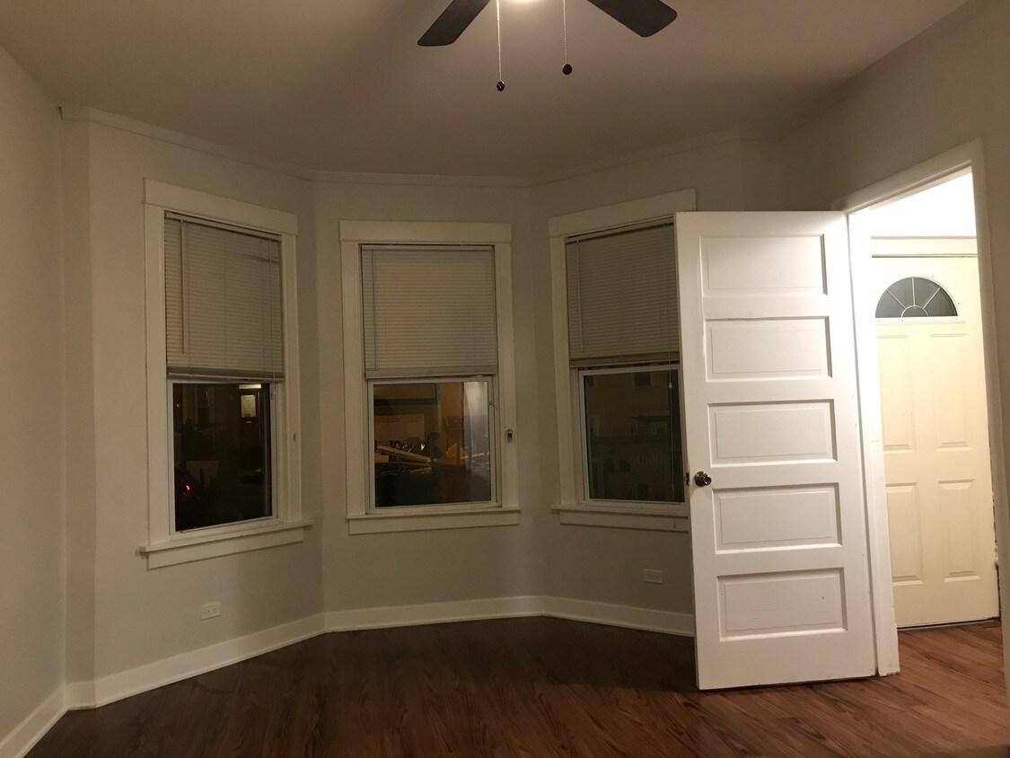 Foto principal - 3536 W Wolfram St